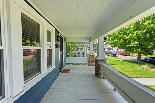 615 Larcomb Avenue, Columbus, OH 43223