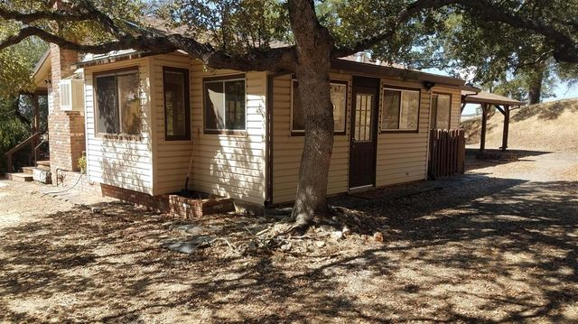 1172 Hodson Rd, Copperopolis, CA 95228