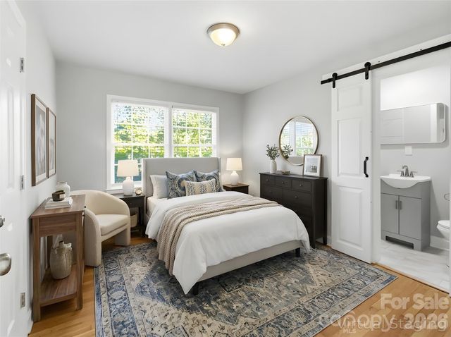 1420 Rollingwood Drive, Charlotte, NC 28217