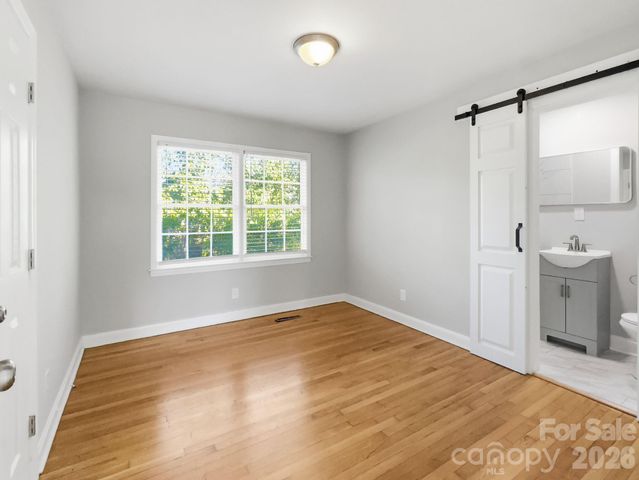 1420 Rollingwood Drive, Charlotte, NC 28217