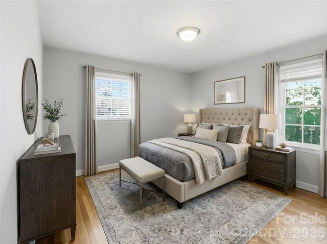 1420 Rollingwood Drive, Charlotte, NC 28217