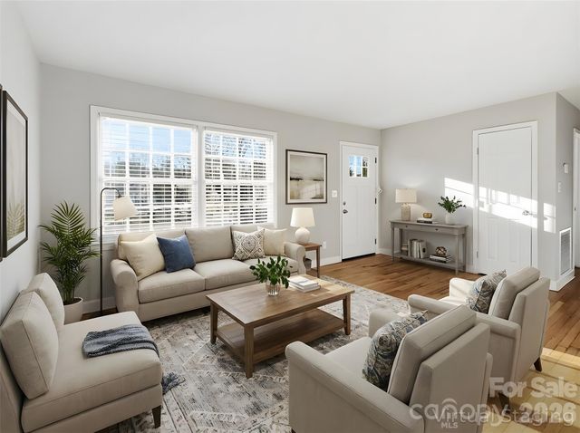 1420 Rollingwood Drive, Charlotte, NC 28217