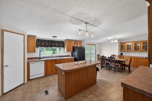 439591 E 210 Road, Vinita, OK 74301