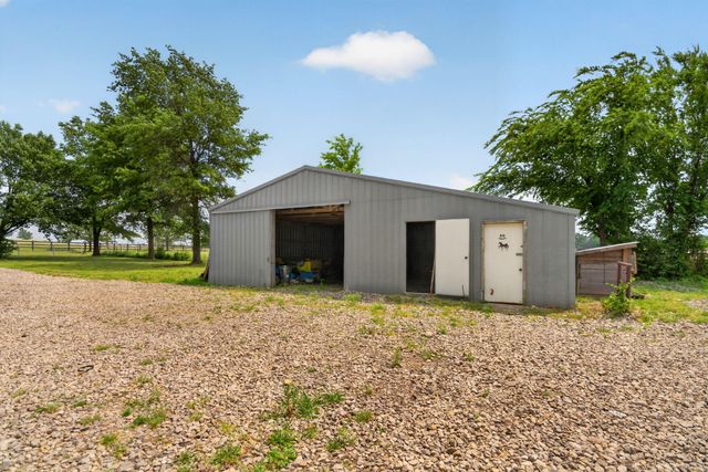 439591 E 210 Road, Vinita, OK 74301