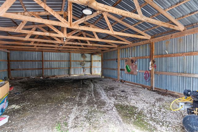 439591 E 210 Road, Vinita, OK 74301