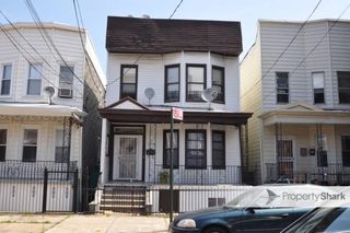 17-38 melville Street, Bronx, NY 10460