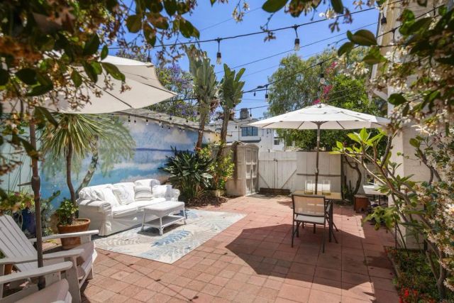 617 8th, Coronado, CA 92118