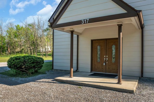 317 W Railroad St, Petersburg, TN 37144