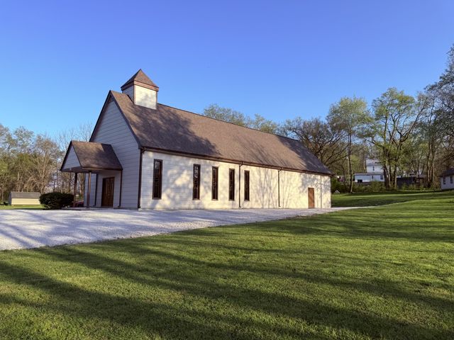 317 W Railroad St, Petersburg, TN 37144
