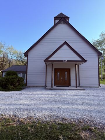 317 W Railroad St, Petersburg, TN 37144