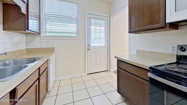 4654 POST Street, Jacksonville, FL 32205
