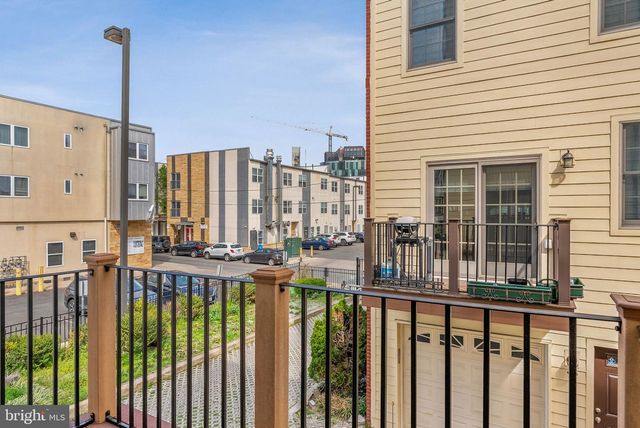 1015 N 3RD ST, Philadelphia, PA 19123