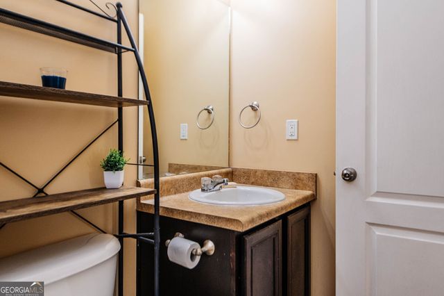 105 Stoney Creek Drive, Kathleen, GA 31047