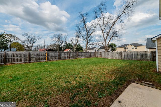 105 Stoney Creek Drive, Kathleen, GA 31047