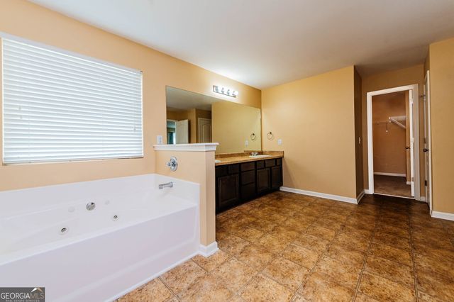 105 Stoney Creek Drive, Kathleen, GA 31047