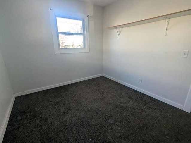 3304 Sheffer Avenue, Lansing, MI 48906