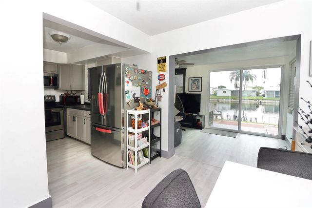 8103 NW 58TH Place, Tamarac, FL 33321