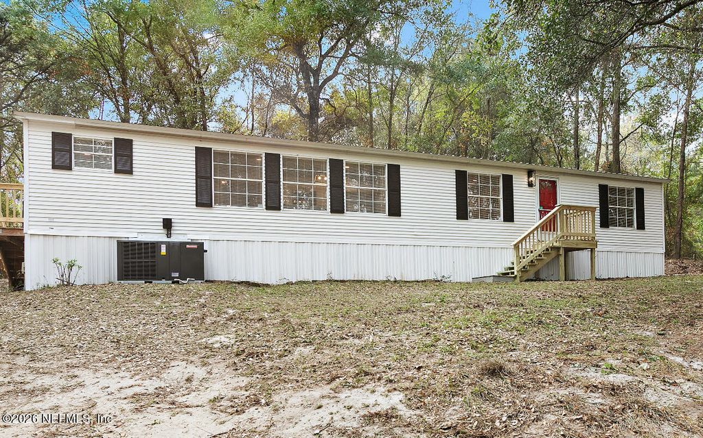 66 PANDA Avenue, Middleburg, FL 32068