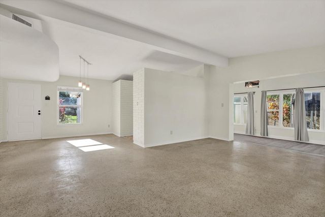 4496 13TH LANE NE, St Petersburg, FL 33703