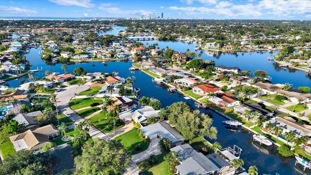 4496 13TH LANE NE, St Petersburg, FL 33703