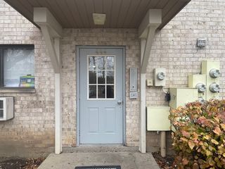 444 E Osage Lane 2A, Palatine, IL 60074