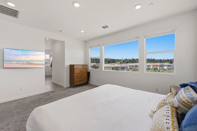 305 Creekview Ct, San Marcos, CA 92078
