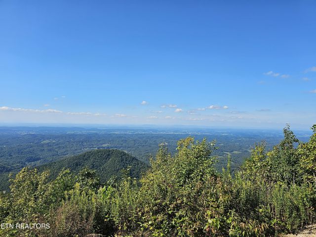 2820 Dupont Springs Rd, Sevierville, TN 37862