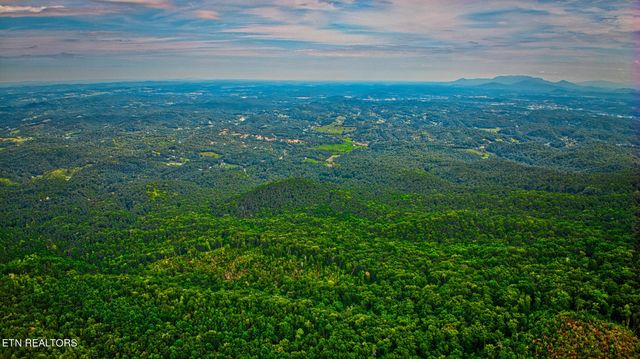 2820 Dupont Springs Rd, Sevierville, TN 37862