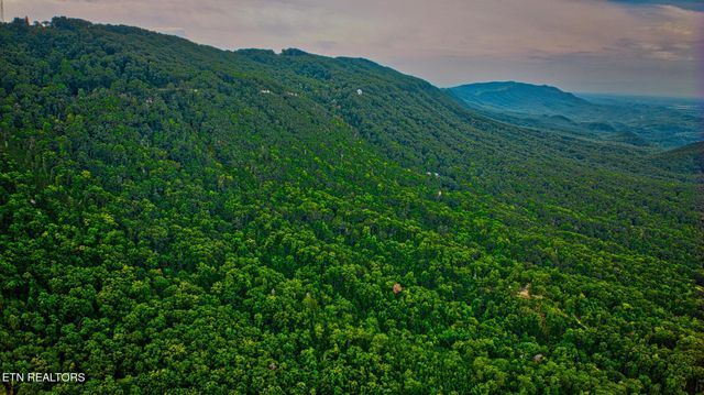 2820 Dupont Springs Rd, Sevierville, TN 37862