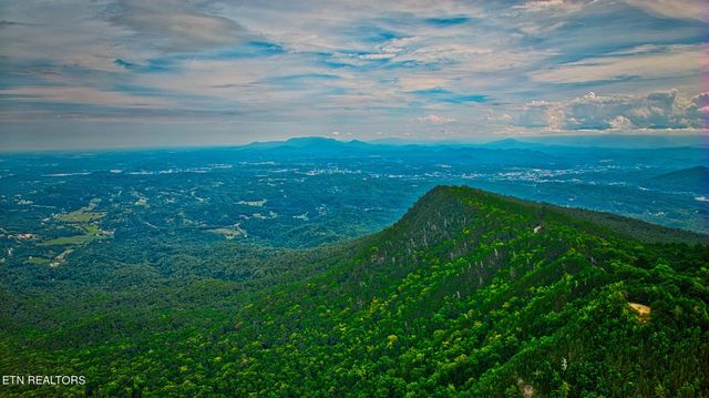 2820 Dupont Springs Rd, Sevierville, TN 37862