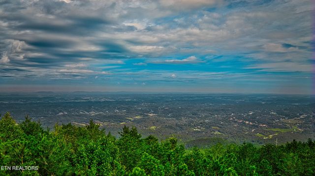 2820 Dupont Springs Rd, Sevierville, TN 37862
