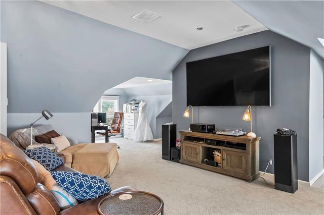 3215 Windsor Avenue, Kansas City, MO 64123