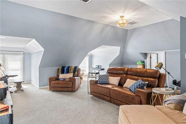 3215 Windsor Avenue, Kansas City, MO 64123