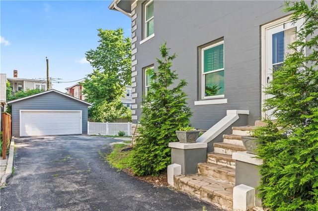 3215 Windsor Avenue, Kansas City, MO 64123