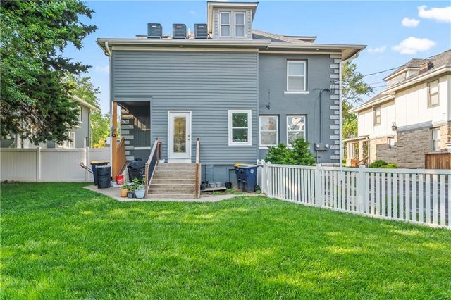3215 Windsor Avenue, Kansas City, MO 64123