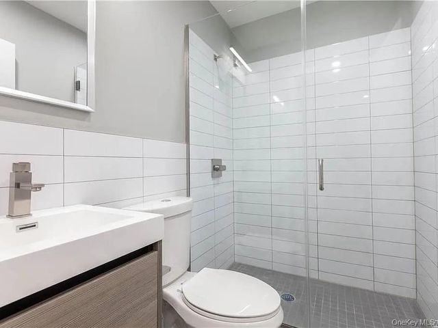 12615 Jamaica Avenue, Richmond Hill, NY 11418