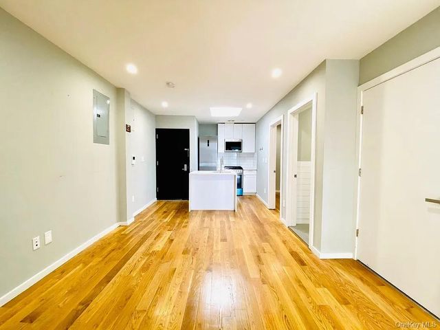 12615 Jamaica Avenue, Richmond Hill, NY 11418