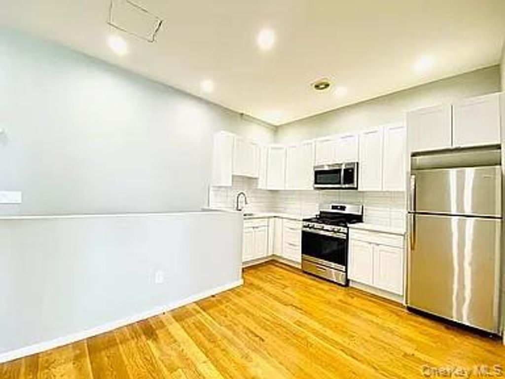 12615 Jamaica Avenue, Richmond Hill, NY 11418 — photo 5