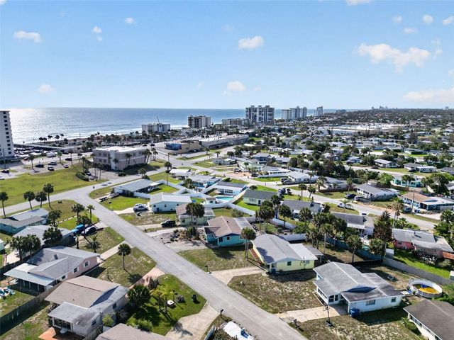 8 POINSETTIA DRIVE, Ormond Beach, FL 32176