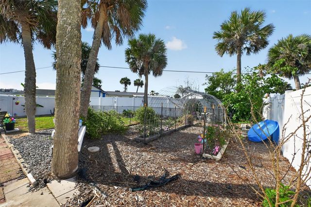8 POINSETTIA DRIVE, Ormond Beach, FL 32176