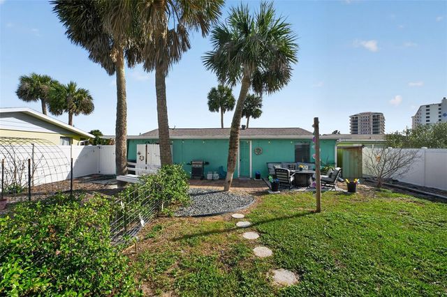 8 POINSETTIA DRIVE, Ormond Beach, FL 32176