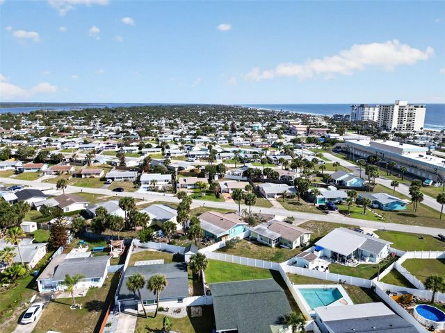 8 POINSETTIA DRIVE, Ormond Beach, FL 32176