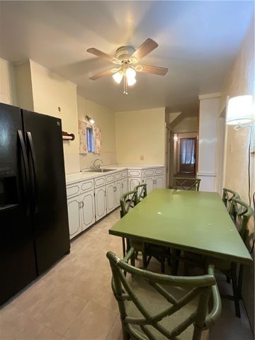 111 Auriles St, Duquesne, PA 15110