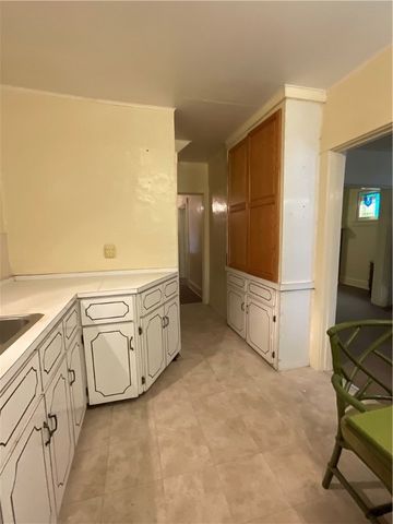 111 Auriles St, Duquesne, PA 15110