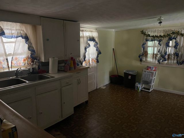 9710 Lay Springs Road, Gadsden, AL 35904