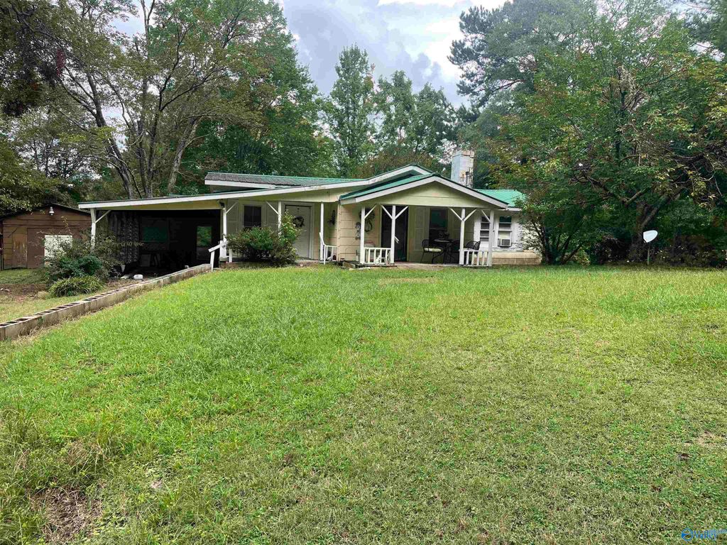 9710 Lay Springs Road, Gadsden, AL 35904