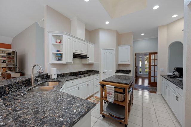 2700 Pearce RD, Austin, TX 78730