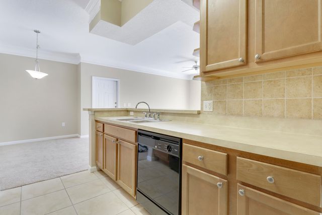 9211 Myrtlewood Circle W, Palm Beach Gardens, FL 33418