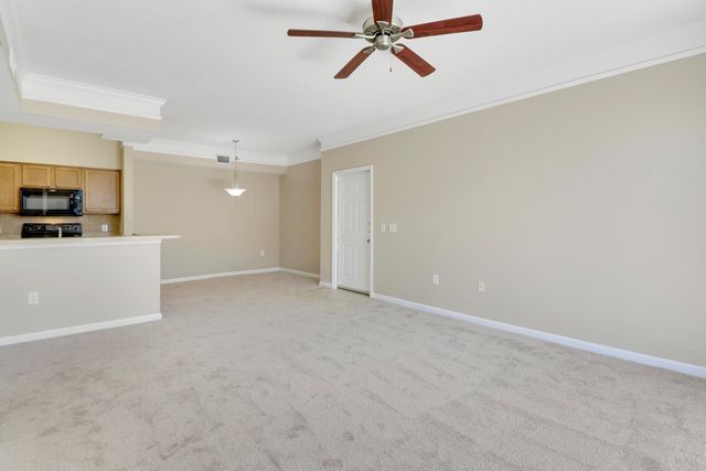 9211 Myrtlewood Circle W, Palm Beach Gardens, FL 33418