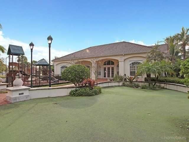 9211 Myrtlewood Circle W, Palm Beach Gardens, FL 33418